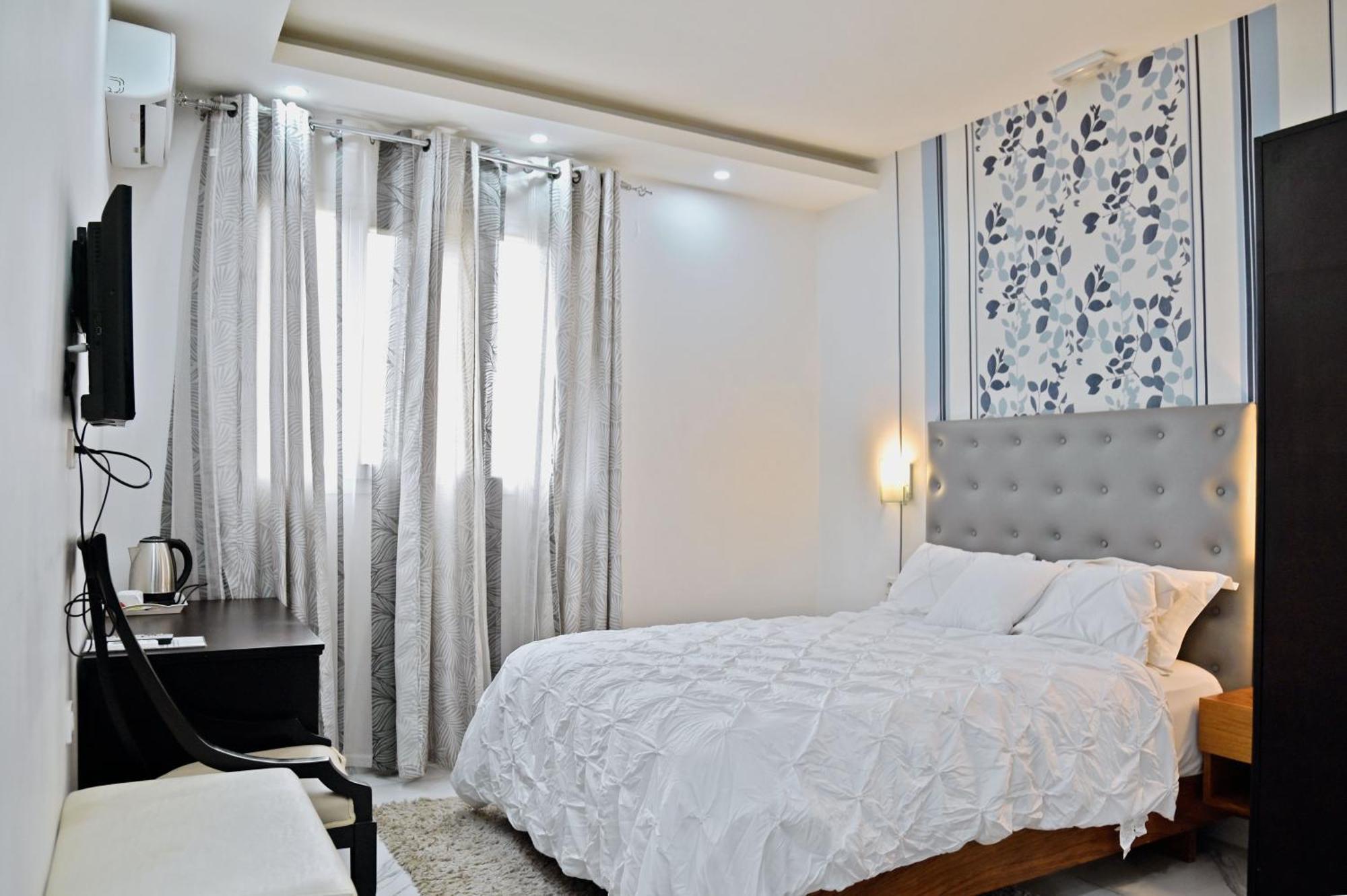 Cincinnati Hotel Yaoundé Εξωτερικό φωτογραφία
